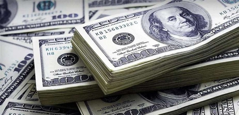 بعدما وصل أمس إلى 19 ألف ليرة.. كيف افتتح الدولار اليوم في السوق الموازية؟