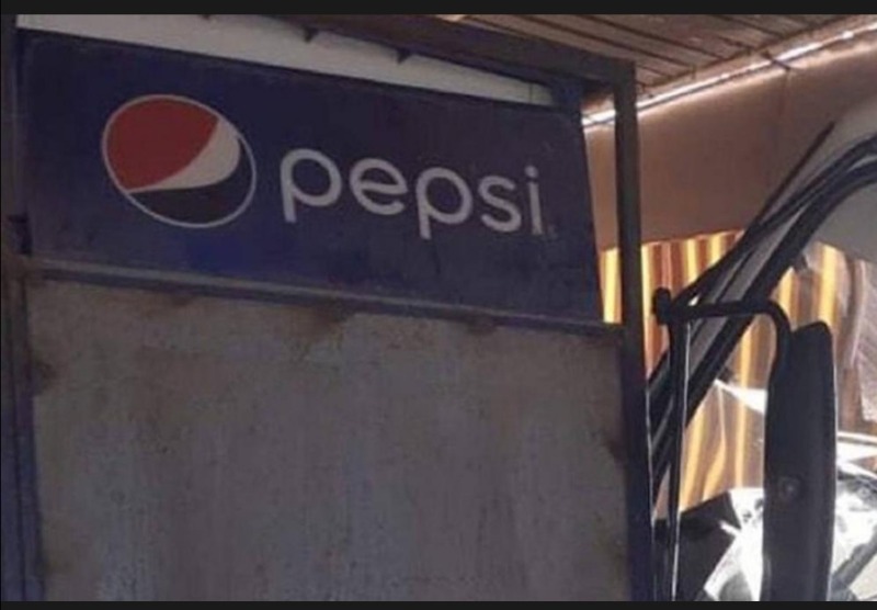 شاحنة تجتاح مقهى..وسقوط جريح!