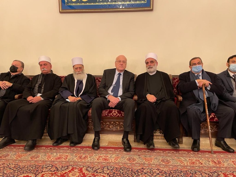 شيخ العقل التقى وفودا وشخصيات متعددة وتقبل تعازي ميقاتي بوفاة صعب