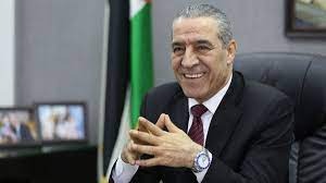 الوزير حسين الشيخ : الموافقة على الدفعة الثانية من لم شمل العائلات الفلسطينية ...