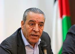 الشيخ: سيتم الاعلان غدًا الاثنين عن 500 اسم لعائلات فلسطينية حصلت على الهويات الفلسطينية