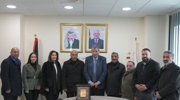 د. خوري يستقبل رئيس واعضاء مجلس بلدي الطيبة