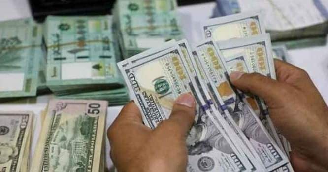 دولار السوق السوداء افتتح على هذا السعر