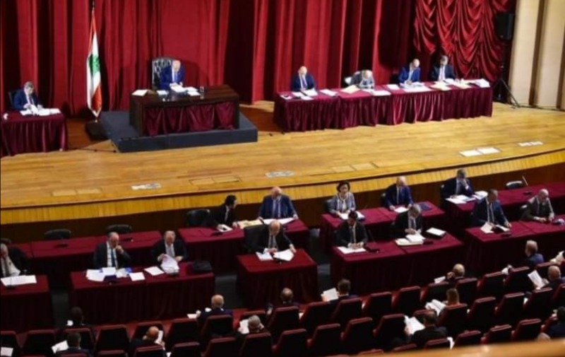 من فاز في انتخابات لجنة المرأة و الطفل؟