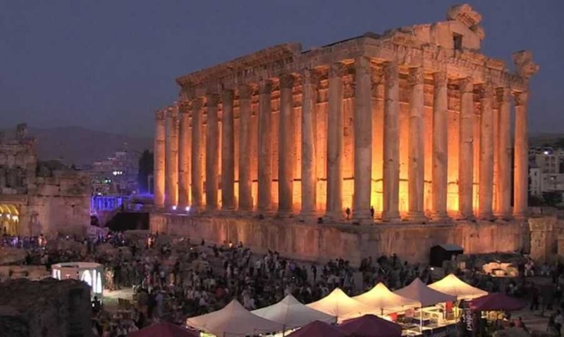 ذهبوا الى مهرجان بعلبك فسرقت سياراتهم