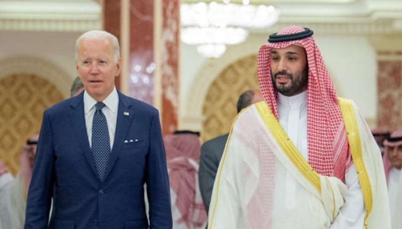محمد بن سلمان ربح الرّهان.. مصائب «بايدن» عند «بوتين» فوائدُ..