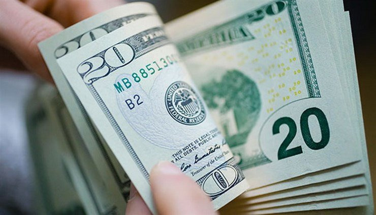 دولار السوق السوداء.. كم بلغ صباح اليوم؟
