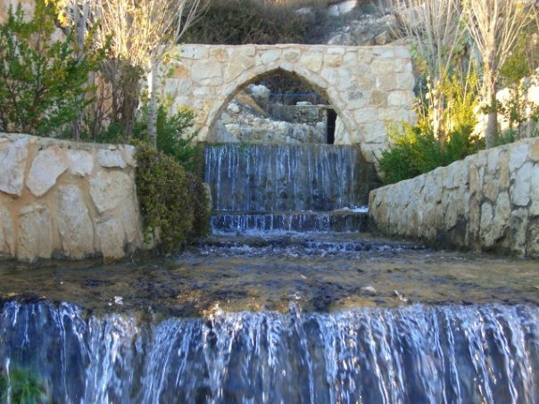 مغارة الريحان.. من أجمل منحوتات الطبيعة اللبنانية