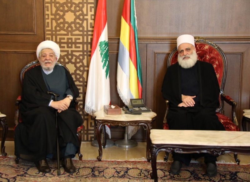 شيخ العقل التقى "حزب التواصل" والعلاّمة شحادة