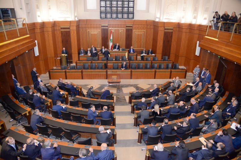 الجلسة السادسة لانتخاب رئيس الجمهورية تتحوَّل إلى سجال دستوري حول النصاب