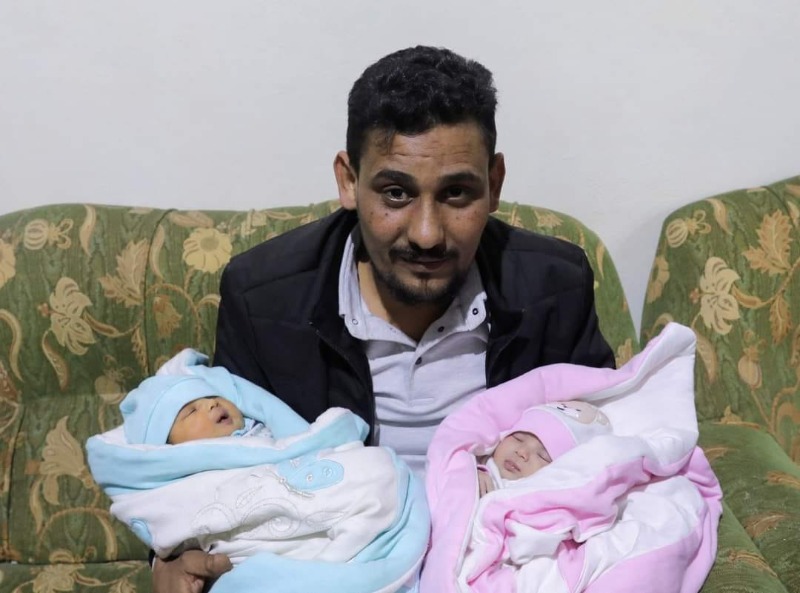 "الطفلة المعجزة" في حضن عائلتها الجديدة أخيراً