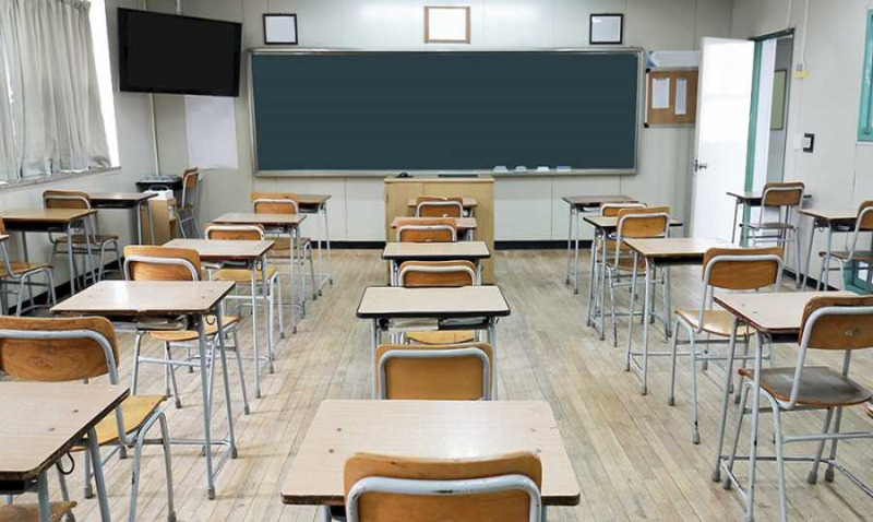 مدير مدرسة "يُحرّض": قاتل الله هكذا شركاء في هذا الكيان المصطنع!