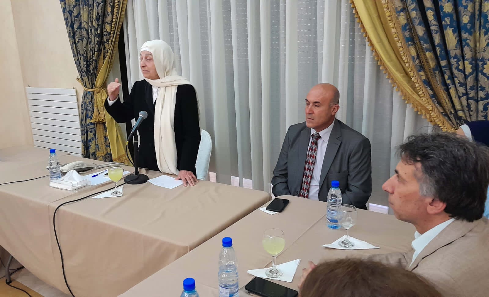 بدعوة من بهية الحريري.. اجتماع للشبكة المدرسية لصيدا والجوار يعرض واقع وتحديات التعليم
