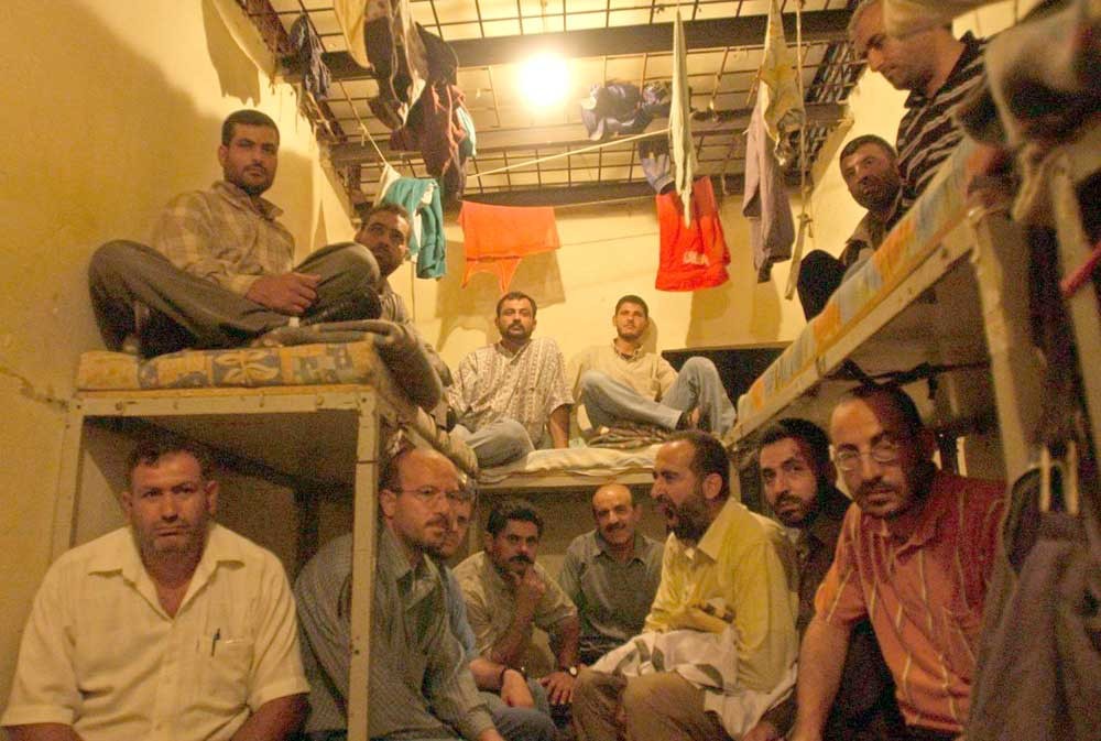 سجون لبنان.. أمراض واكتظاظ وانتشار الجرب
