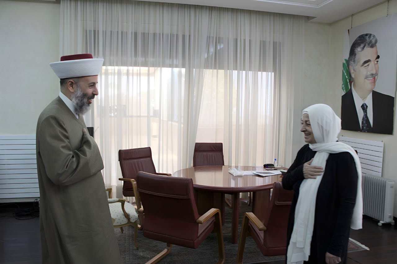 مفتي بعلبك - الهرمل الشيخ بكر الرفاعي يبحث مع بهية الحريري عن حلول إيجابية لتحسين الوضع الراهن
