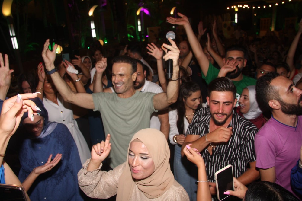بالصور:  "ليال عبود" و"أيمن زبيب" في  L'Arc Resort مغدوشة!