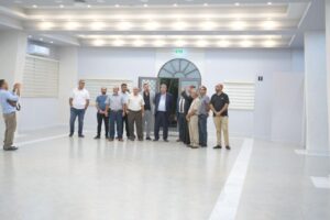 د. خوري يلتقي راعي كنيسة السيدة العذراء فاطيما للاتين الاب عيسى حجازين