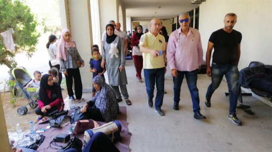 د. بديع بعد تفقده للنازحين من الإشتباكات إلى بلدية  صيدا: الوضع مأساوي ونناشد الهيئات الدولية والمحلية المساعدة...