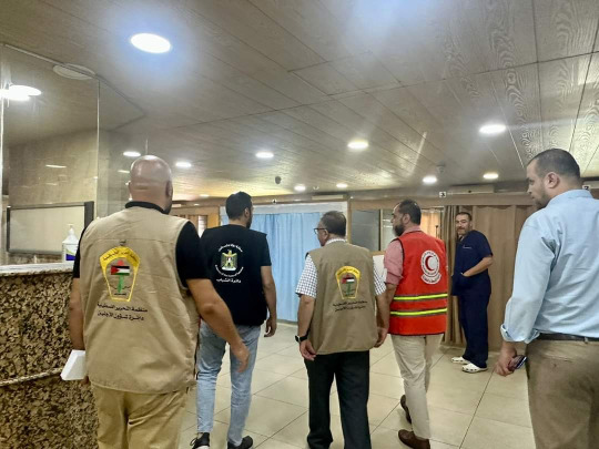 د. أبو هولي: توزيع مساعدات مالية على جرحى اشتباكات مخيم عين الحلوة وفرشات للعائلات التي تعرضت بيتوها للضرر