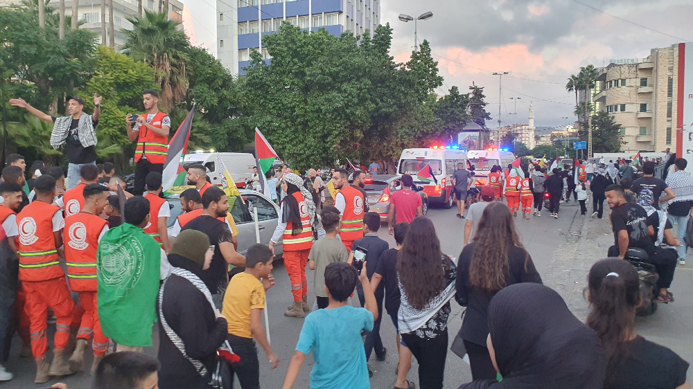 "مستشفى  الهمشري" و"إتحاد الأطباء والصيادلة الفلسطينيين" في لبنان و"رابطة أطباء الأسنان الفلسطينيين" و"رابطة أطباء صيدا" ينفذون وقفة تضامنية مع غزة