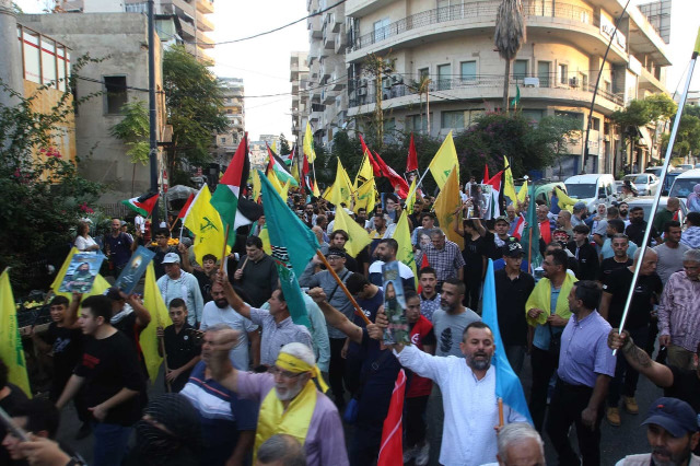 مسيرة ووقفة تضامنية لـ"الحزب" في صيدا تنديداً بمجازر الاحتلال ودعماً للمقاومة الفلسطينية