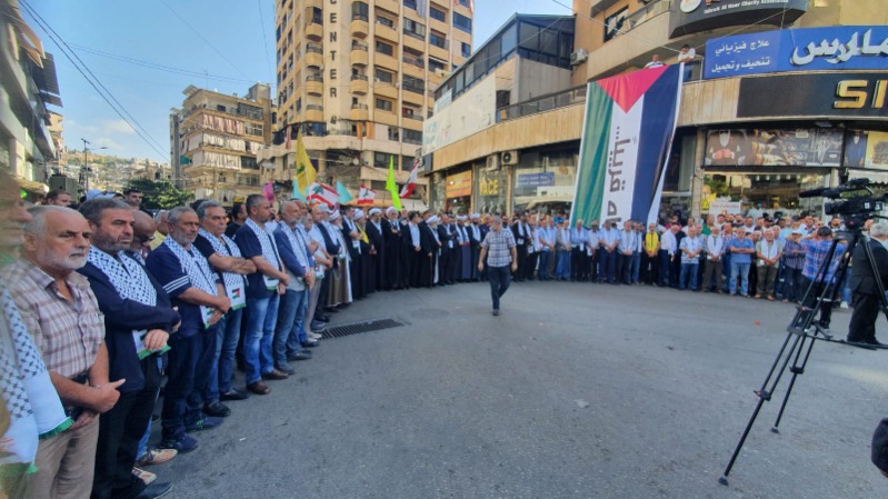 بالصور: أحياء على طريق القدس.. تكريم شهداء "الحزب" ورفضاً للمجازر في غزة...